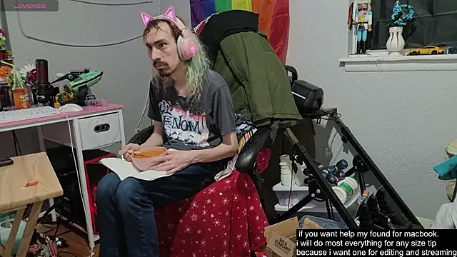 tallnerdyguy online show from 18, 11, 2025