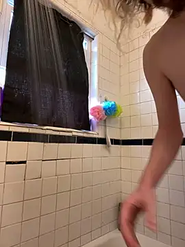 tallnerdyguy online show from 24, 2, 2026