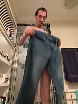 tallnerdyguy online show from 4, 8, 2026
