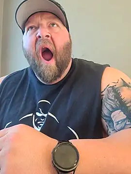 Snapshot of Strong_Bear89 chatting on 1, 1, 2025 Strong Bear89 online show from 1, 1, 2025