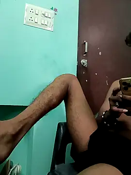 Snapshot of blr_boi chatting on 23, 10, 2025 blr boi online show from 23, 10, 2025