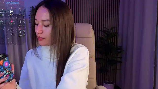 margeriTirell online show from 8, 10, 2025