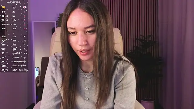 margeriTirell online show from 4, 12, 2025