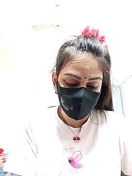 Tisha-01 online show from 13, 4, 2026