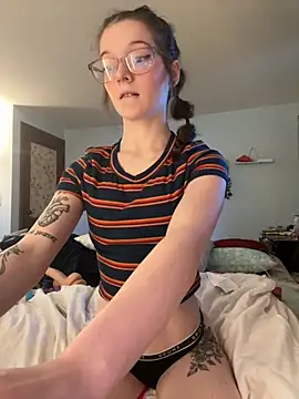 dreamteemergirl online show from 29, 9, 2025