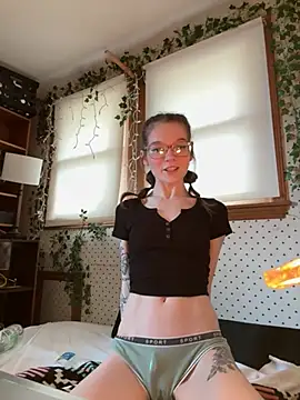 dreamteemergirl online show from 25, 3, 2026