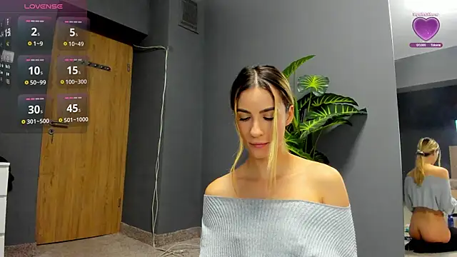 LaurynCopper online show from 4, 10, 2025