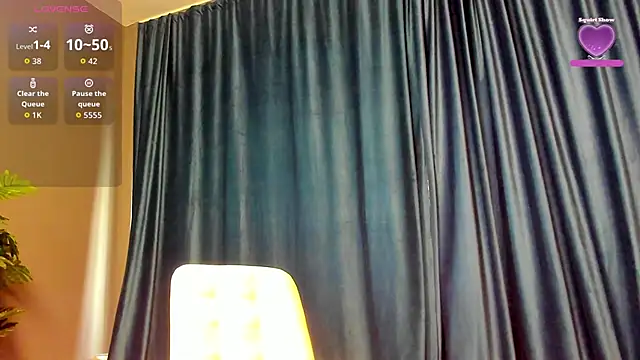 LaurynCopper online show from 28, 10, 2025