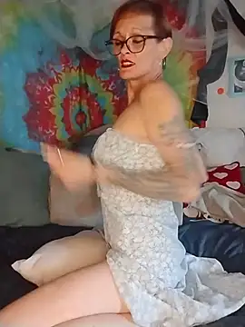 Snapshot of ivylee31 chatting on 29, 6, 2026 ivylee31 online show from 29, 6, 2026