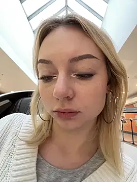 Snapshot of melissa_grr chatting on 2, 2, 2026 melissa grr online show from 2, 2, 2026