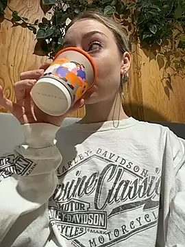 Snapshot of melissa_grr chatting on 27, 2, 2026 melissa grr online show from 27, 2, 2026