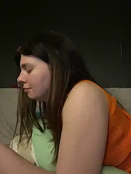 CurlyLara online show from 5, 3, 2025