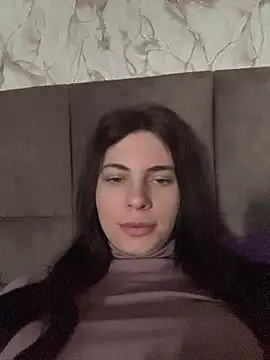 CurlyLara online show from 15, 4, 2026