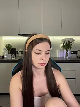 CurlyLara online show from 5, 12, 2025