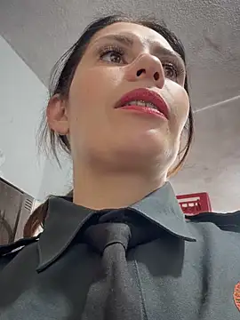 Alysson-- online show from 14, 11, 2025