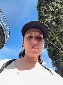 Alysson-- online show from 10, 4, 2026