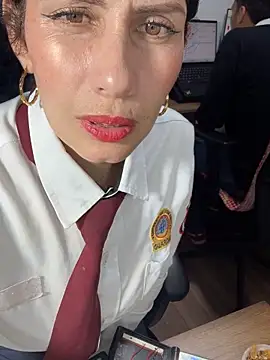 Alysson-- online show from 19, 5, 2026