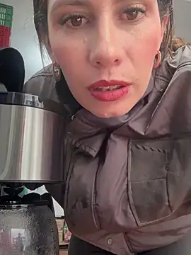 Alysson-- online show from 8, 10, 2025