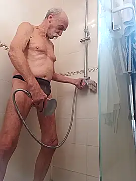 Alexbichaude online show from 19, 9, 2025