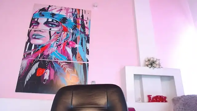 lunoxx  online show from 10, 2, 2025