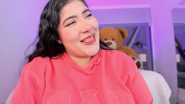 Snapshot of AmberiniHoffman chatting on 15, 11, 2025 AmberiniHoffman online show from 15, 11, 2025