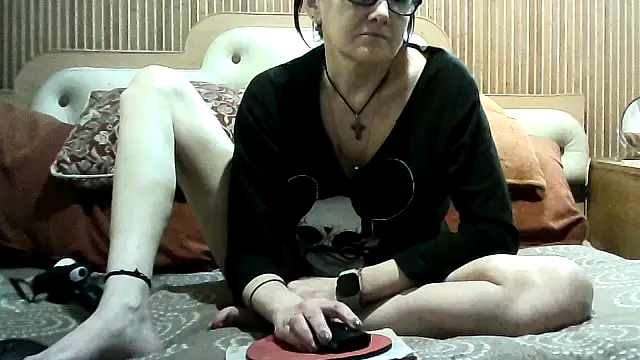 AlanaLaDream online show from 3, 4, 2026