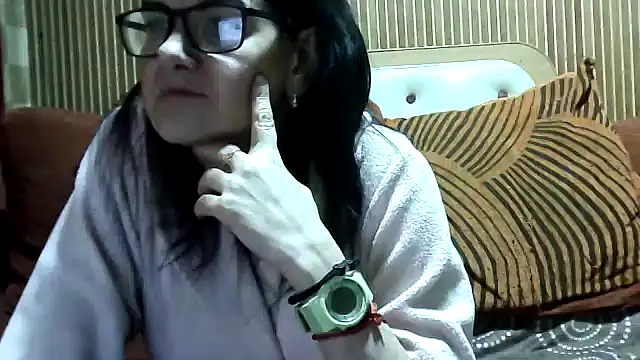 Snapshot of AlanaLaDream chatting on 27, 2, 2025 AlanaLaDream online show from 27, 2, 2025