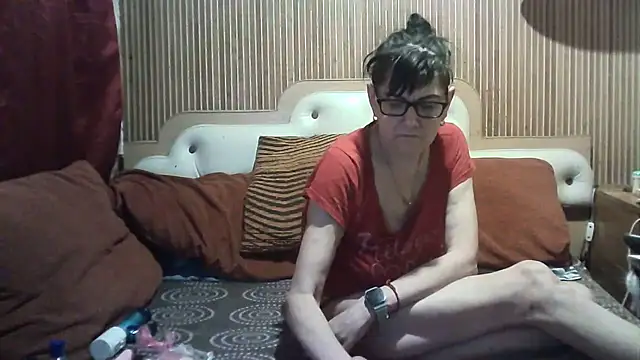 Snapshot of AlanaLaDream chatting on 13, 11, 2025 AlanaLaDream online show from 13, 11, 2025