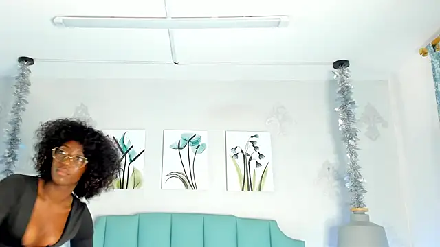 Khenta Michells online show from 18, 3, 2025