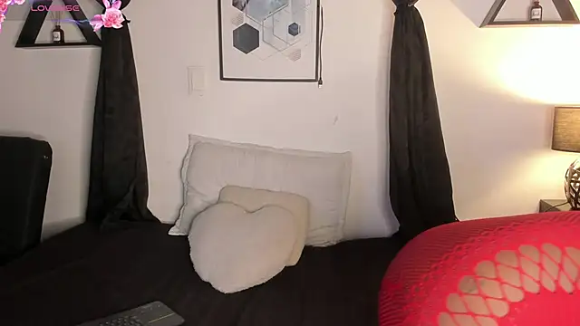 Khenta Michells online show from 27, 2, 2026