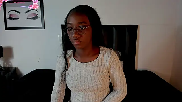 Khenta Michells online show from 8, 11, 2025