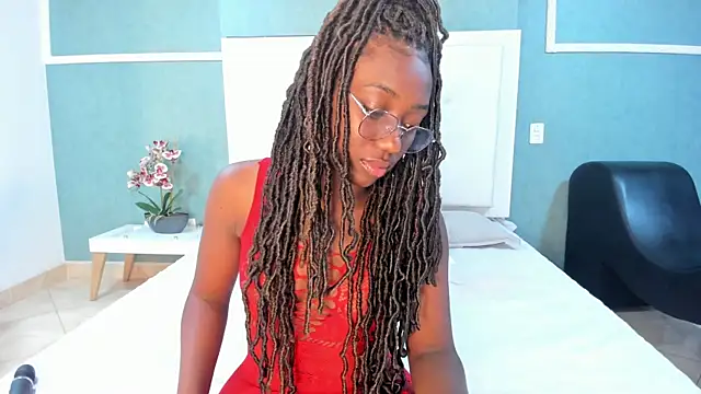 Khenta Michells online show from 11, 9, 2025