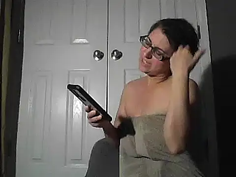 Snapshot of MsPink_Flamingtoes544 chatting on 15, 12, 2024 MsPink Flamingtoes544 online show from 15, 12, 2024