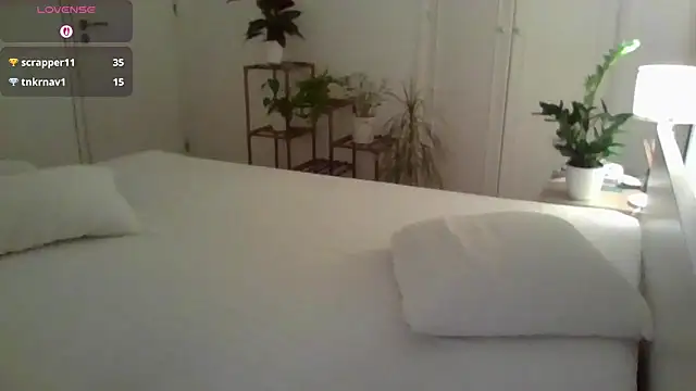 Snapshot of yournextdoorhottie chatting on 1, 5, 2026 yournextdoorhottie online show from 1, 5, 2026