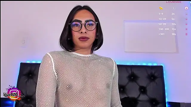 Skyler  blue4 online show from 3, 2, 2025