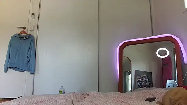 lexifeverr online show from 6, 2, 2025