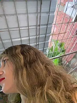 gwen ashly online show from 25, 4, 2026