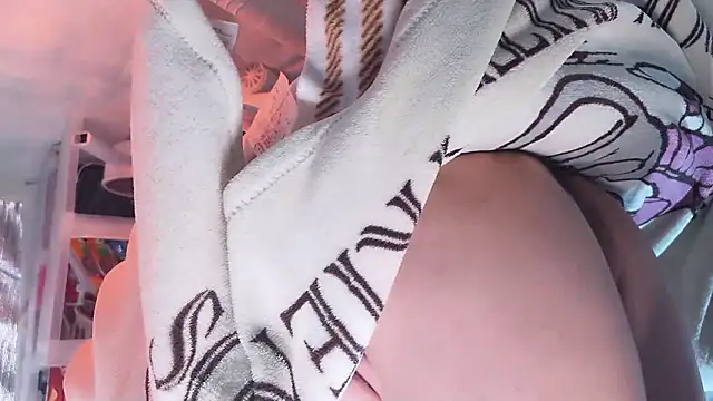 Im IVE LOVE online show from 12, 2, 2026