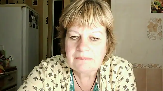 Snapshot of Ettie_Tonia chatting on 20, 2, 2025 Ettie Tonia online show from 20, 2, 2025