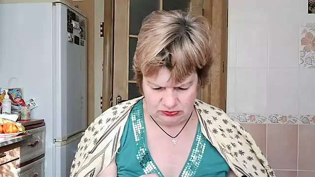 Snapshot of Ettie_Tonia chatting on 22, 2, 2025 Ettie Tonia online show from 22, 2, 2025