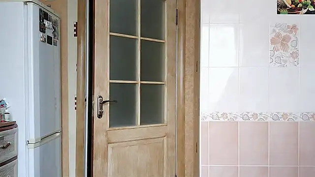 Snapshot of Ettie_Tonia chatting on 13, 3, 2025 Ettie Tonia online show from 13, 3, 2025