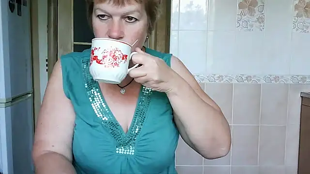 Snapshot of Ettie_Tonia chatting on 25, 9, 2025 Ettie Tonia online show from 25, 9, 2025