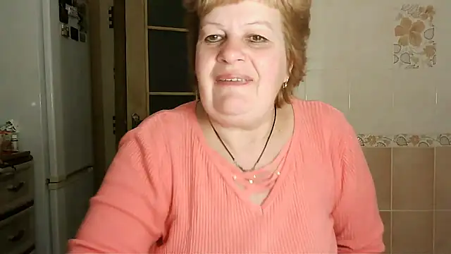 Snapshot of Ettie_Tonia chatting on 2, 3, 2025 Ettie Tonia online show from 2, 3, 2025