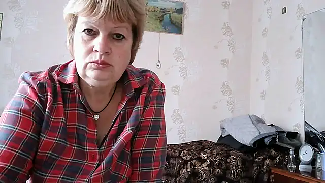 Snapshot of Ettie_Tonia chatting on 1, 11, 2025 Ettie Tonia online show from 1, 11, 2025