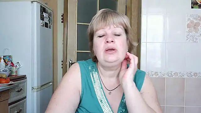 Snapshot of Ettie_Tonia chatting on 22, 2, 2025 Ettie Tonia online show from 22, 2, 2025