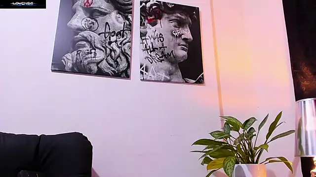 CruzVega online show from 29, 11, 2025