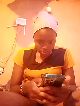 QUEEN-NAIMA online show from 17, 9, 2025