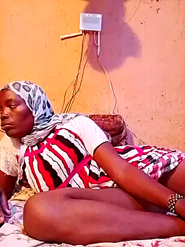 QUEEN-NAIMA online show from 15, 11, 2025