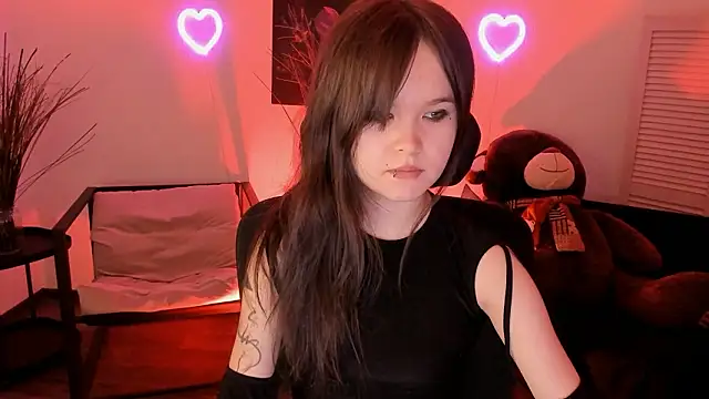 Elainebeness online show from 20, 3, 2026