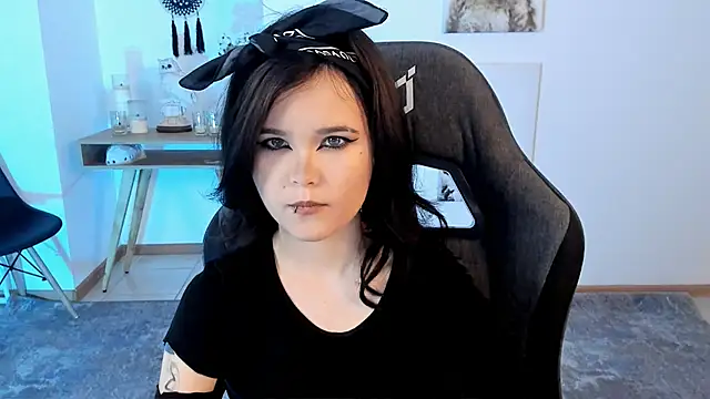 Elainebeness online show from 26, 2, 2025